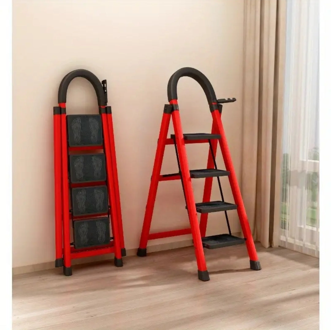 4 Step Folding Ladder DM185
