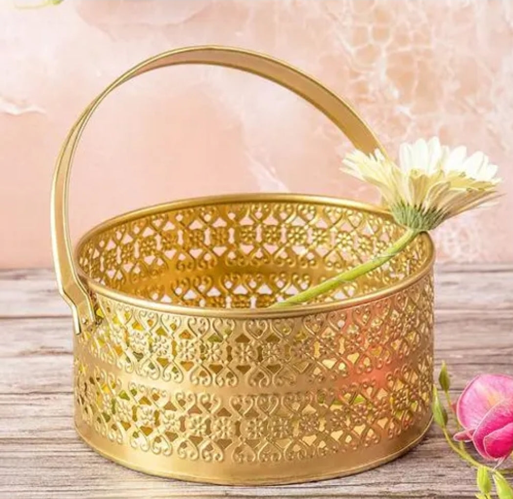 Golden Fruit Basket DM285