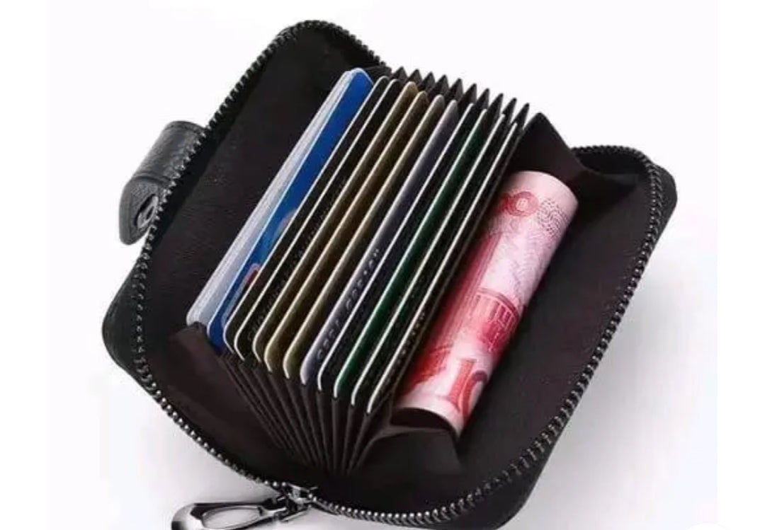 Card Holder DM574