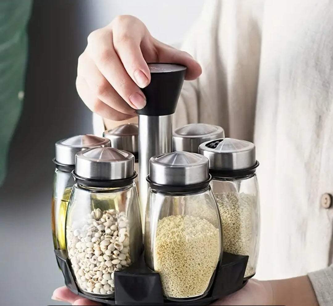 Modern plastic jars Shakers DM117