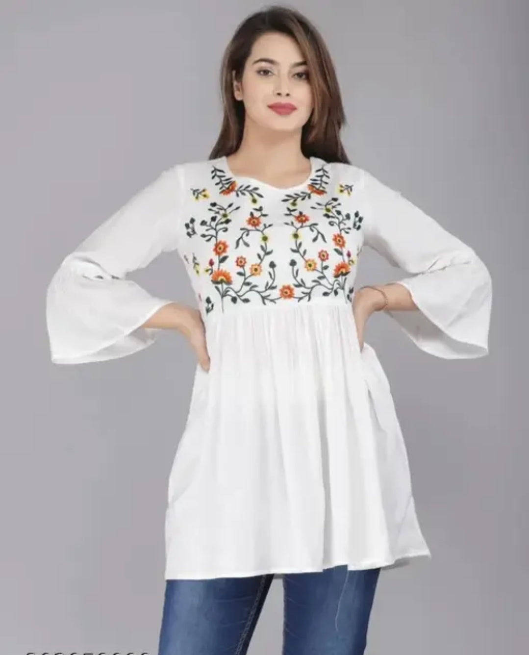 White Short Top DM587