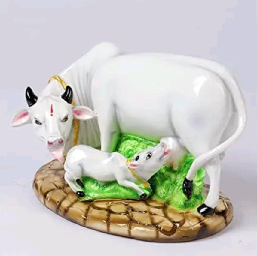 Marble Kamdhenu Cow Statue DM221